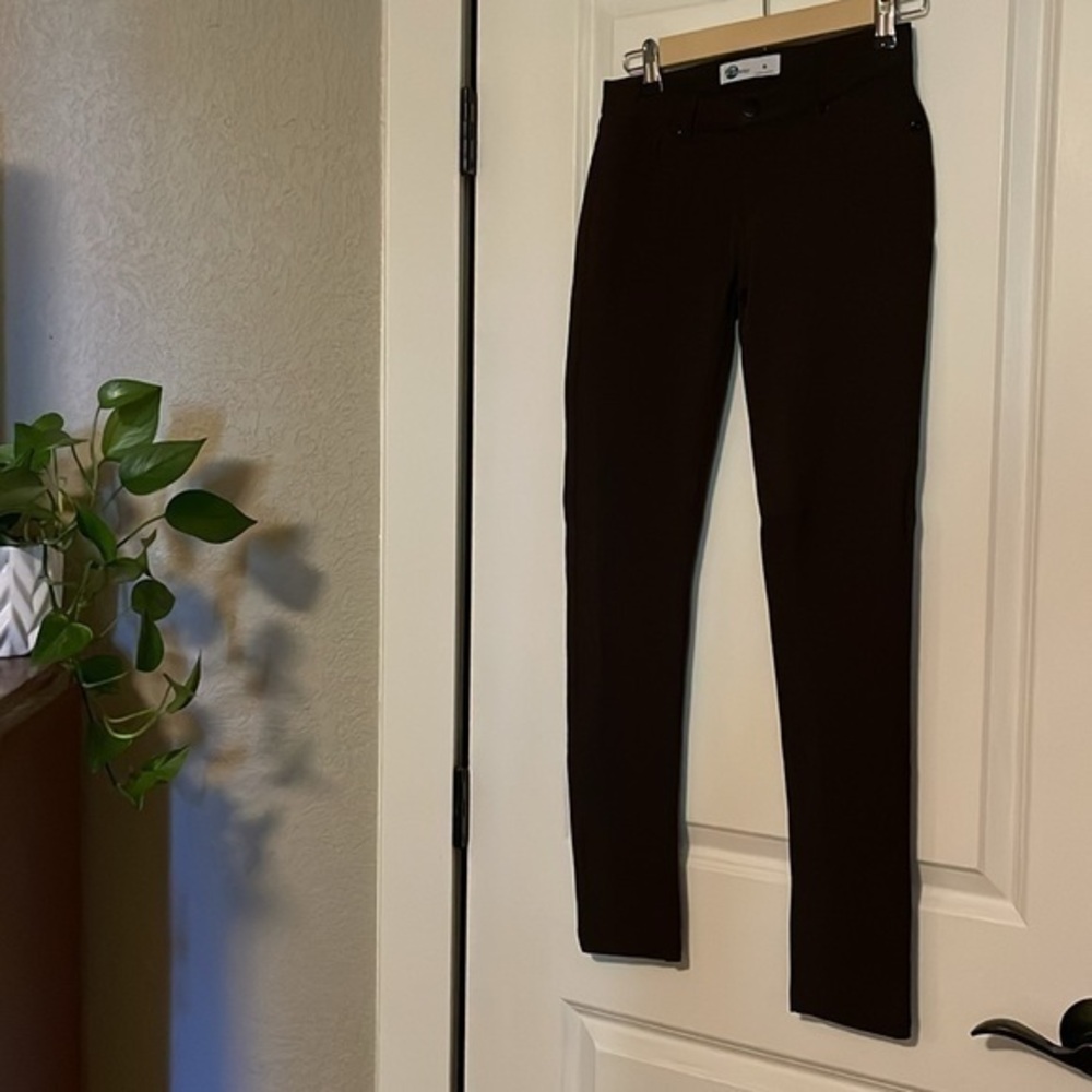 Jash World Brown Stretchy Skinny Pants Small